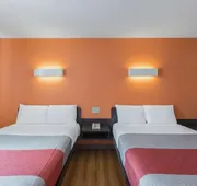 Motel 6 Omaha NE - Central hotel detail image 3