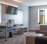 Microtel Inn & Suites by Wyndham West Fargo Medical Center hotel detail image 5