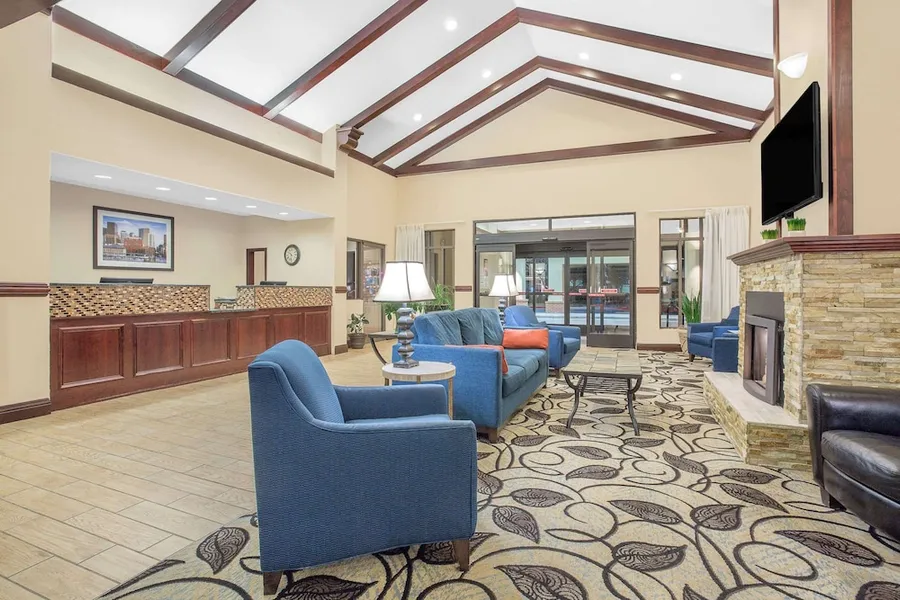 Ramada by Wyndham Denver International Airport hotel detail image 6