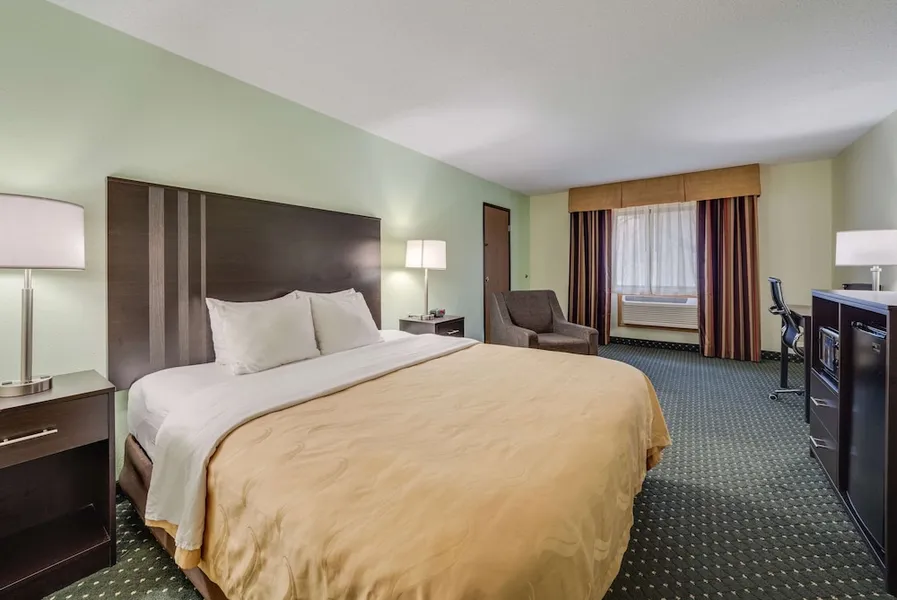 Quality Inn & Suites Sioux Falls South hotel detail image 6