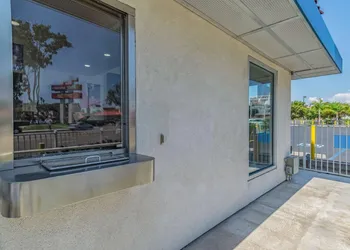 Motel 6 National City CA hotel thumbnail 4