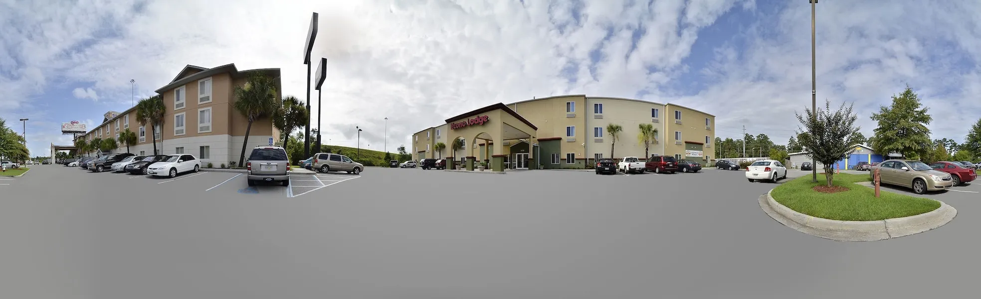 Econo Lodge Valdosta Mall Area hotel detail image 2