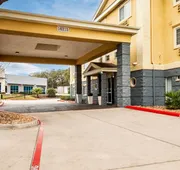 Quality Inn & Suites San Antonio Airport - Stone Oak hotel detail image 5