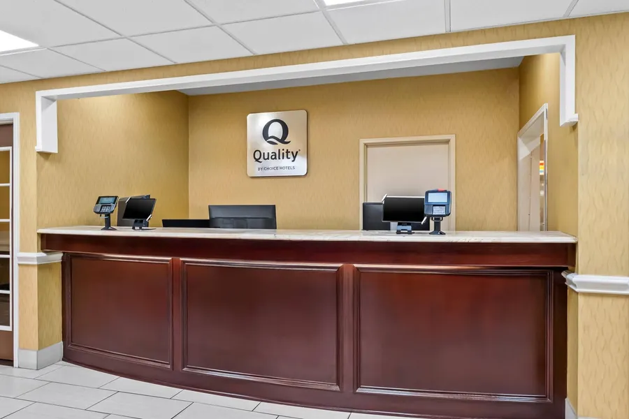 Quality Inn & Suites San Antonio Airport - Stone Oak hotel detail image 6
