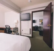 Service Plus Inn and Suites - Grande Prairie hotel detail image 7