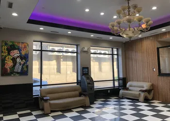Airport Plaza Hotel JFK Airport hotel thumbnail 2