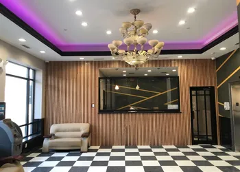Airport Plaza Hotel JFK Airport hotel thumbnail 6