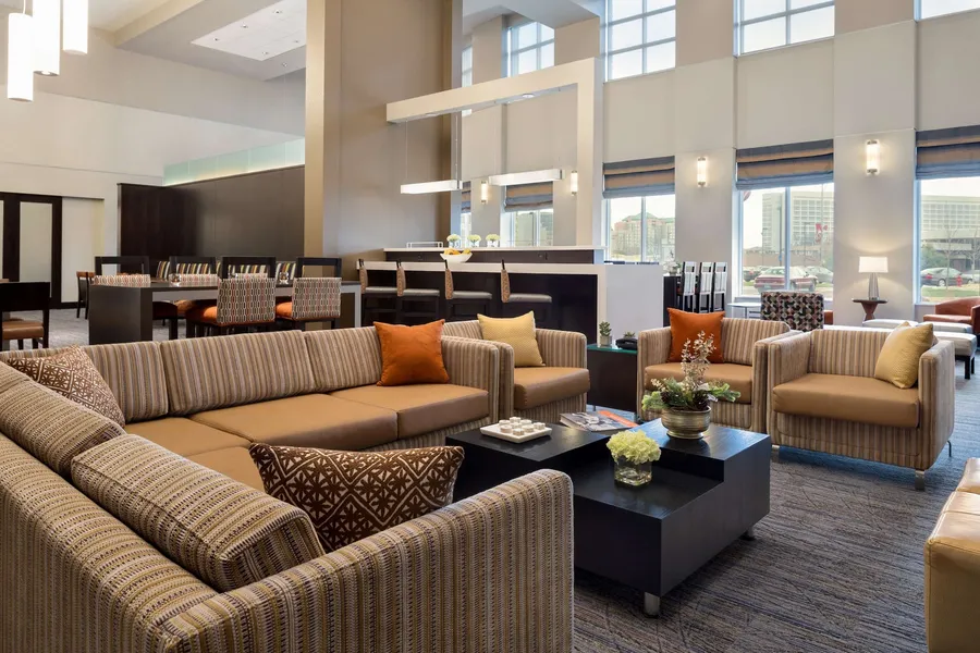 Hampton Inn & Suites Rosemont Chicago O'Hare hotel detail image 2