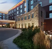 Hampton Inn & Suites Rosemont Chicago O'Hare hotel detail image 3