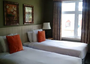 Windtower Lodge and Suites hotel thumbnail 6