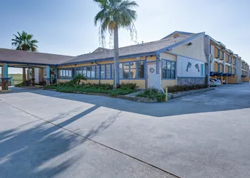 Scottish Inns Galveston hotel thumbnail 4