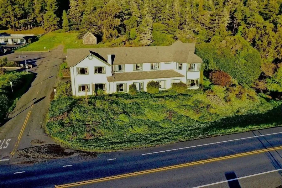 Gualala Country Inn hotel detail image 6