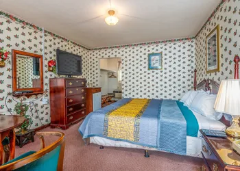 Parkway Inn hotel thumbnail 6