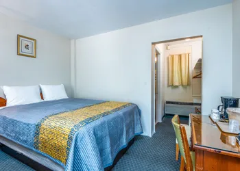 Parkway Inn hotel thumbnail 8