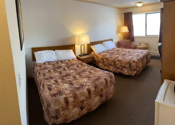 Tumbler Ridge Inn hotel thumbnail 7