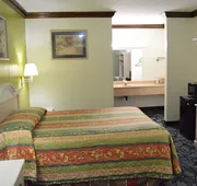 Economy Inn - Akron hotel detail image 5