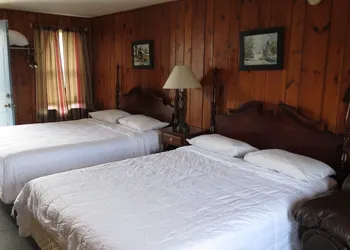 Blue Sky Motel hotel thumbnail 7