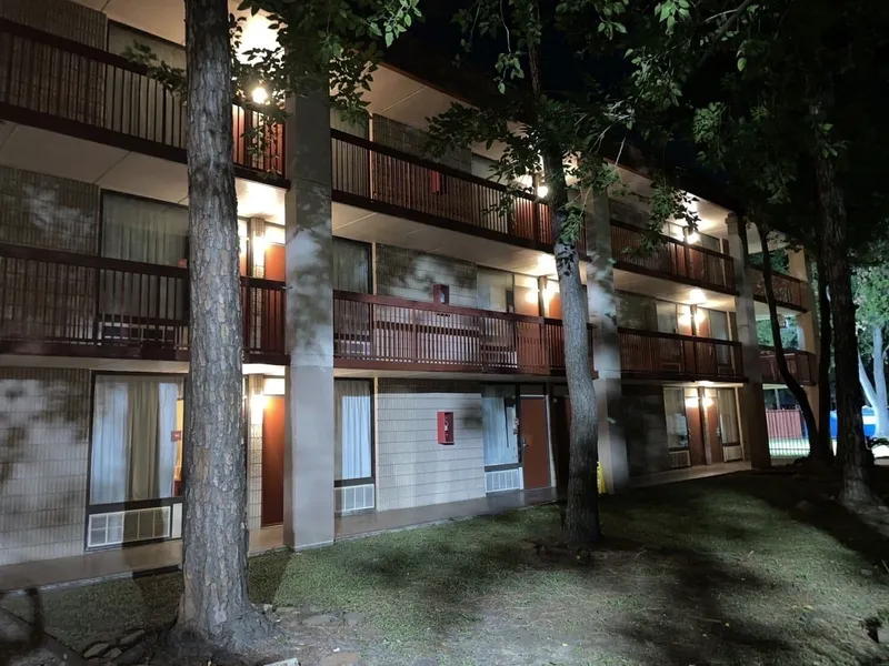 GreenTree Hotel & Extended Stay I-10 FWY Houston, Channelview, Baytown hotel detail image 2