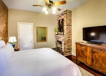 Audubon Cottages hotel thumbnail 5