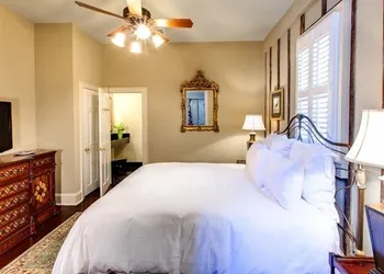 Audubon Cottages hotel thumbnail 7
