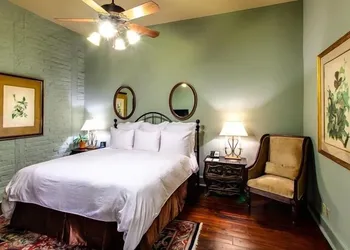 Audubon Cottages hotel thumbnail 8