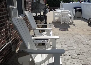 Pelican Point Motel hotel thumbnail 3