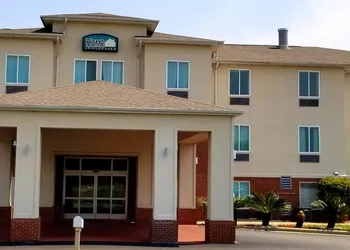 Home Inn & Suites hotel thumbnail 3