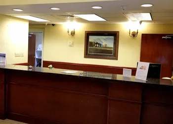 Home Inn & Suites hotel thumbnail 8