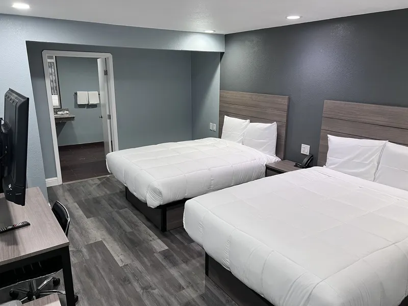 Surf City Inn and Suites hotel detail image 2