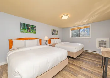 Miller Park Lodge hotel thumbnail 8