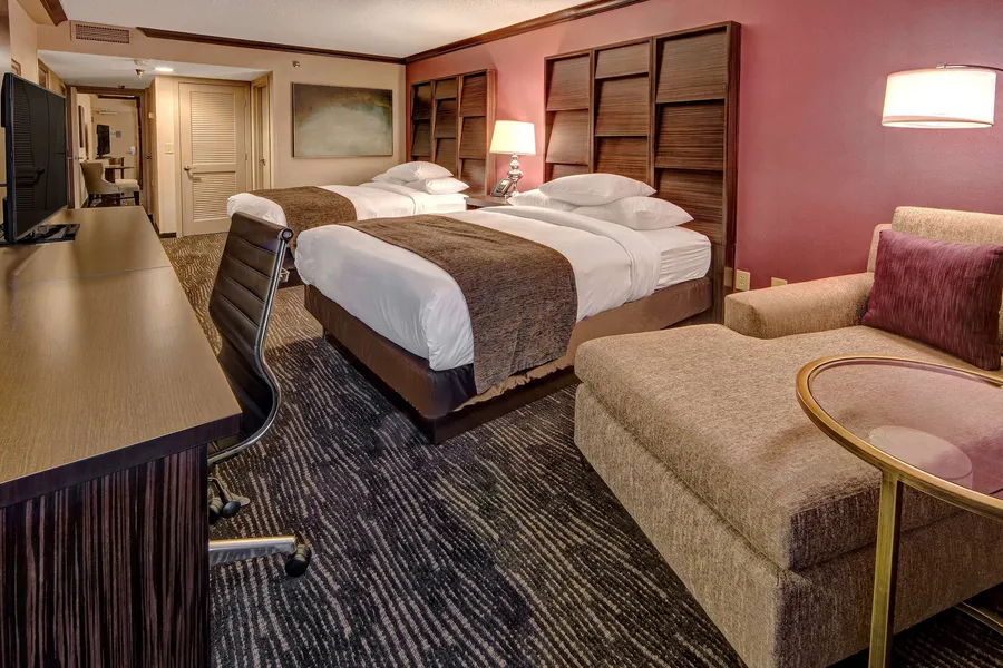 DoubleTree by Hilton Hotel Decatur Riverfront hotel detail image 6