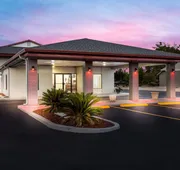 Red Roof Inn & Suites Thomasville hotel detail image 7