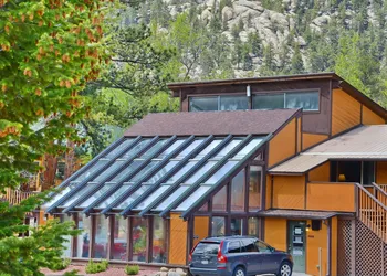 Murphy's River Lodge hotel thumbnail 2
