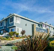 Sand Pebbles Inn hotel detail image 7