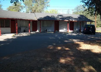 Shasta Dam Motel hotel thumbnail 4