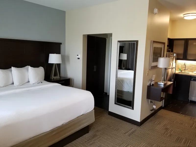 Staybridge Suites Toledo - Rossford - Perrysburg by IHG hotel detail image 6
