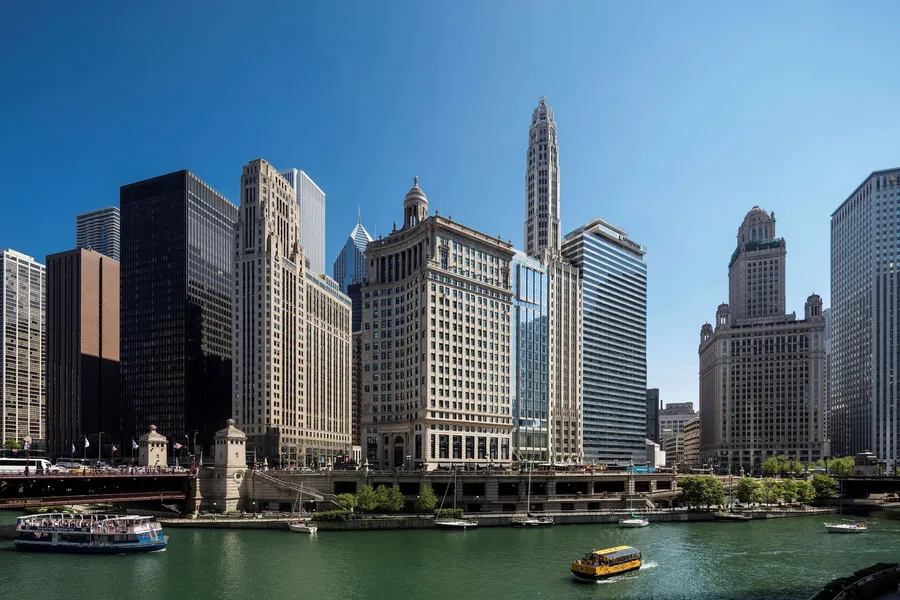 LondonHouse Chicago, Curio Collection by Hilton hotel detail image 6