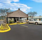 Rodeway Inn & Suites Brookhaven hotel detail image 5