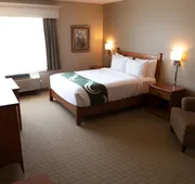 Quality Inn & Suites Amsterdam hotel detail image 3