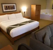 Quality Inn & Suites Amsterdam hotel detail image 5