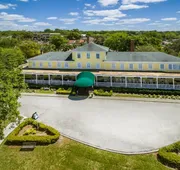 Lakeside Inn hotel detail image 4