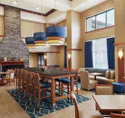Hampton Inn & Suites Ephrata - Mountain Springs hotel detail image 3