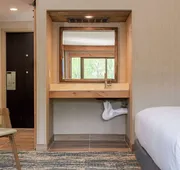 DoubleTree by Hilton Hotel Missoula - Edgewater hotel detail image 7