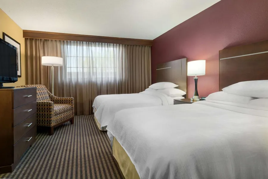 Embassy Suites Hotel Des Moines Downtown hotel detail image 6