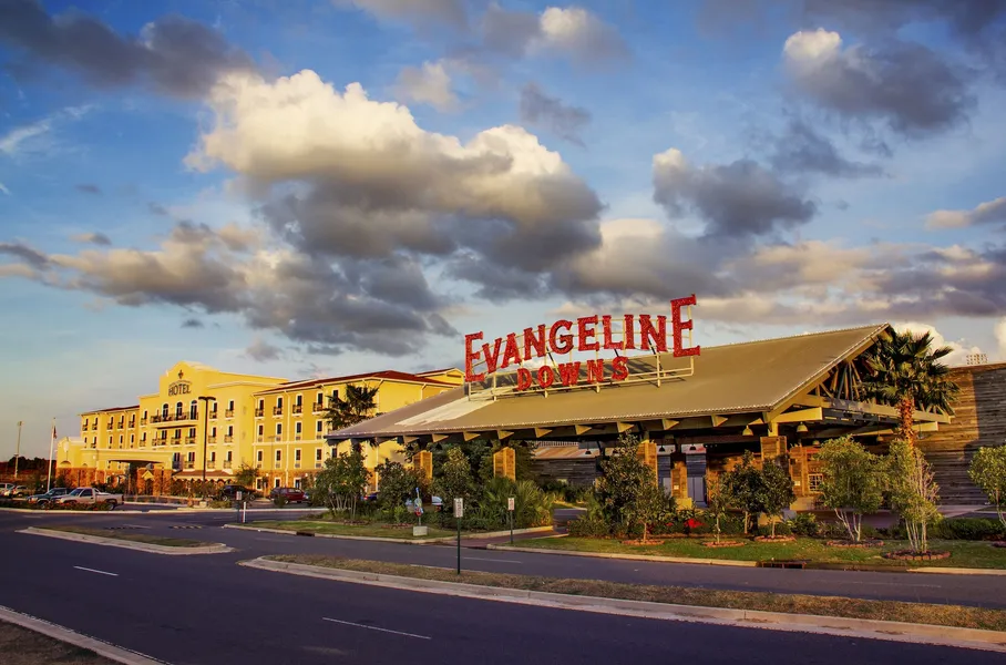 Evangeline Downs Hotel, an Ascend Collection Hotel hotel detail image 2