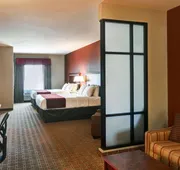 Comfort Suites Lake Worth hotel detail image 7