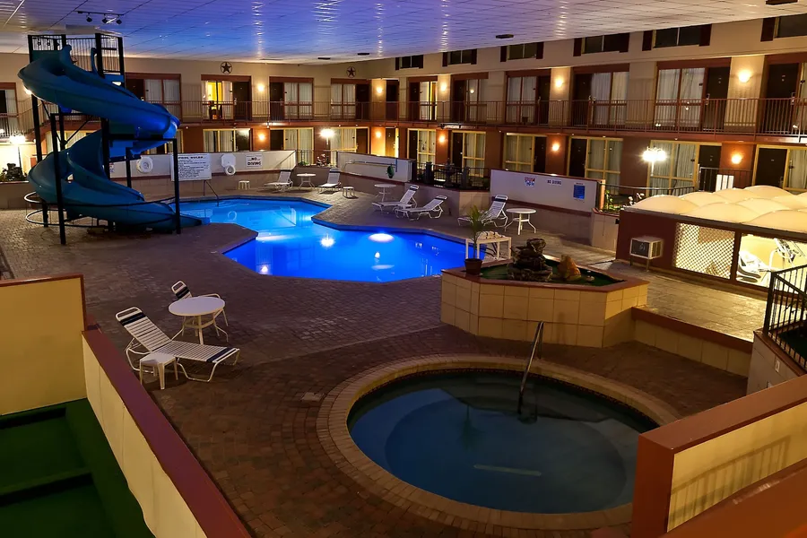 Grand Texan Hotel And Convention Center hotel detail image 2