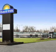 Days Inn by Wyndham Rock Falls hotel detail image 4