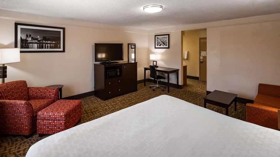 Best Western Plus Peoria hotel detail image 6