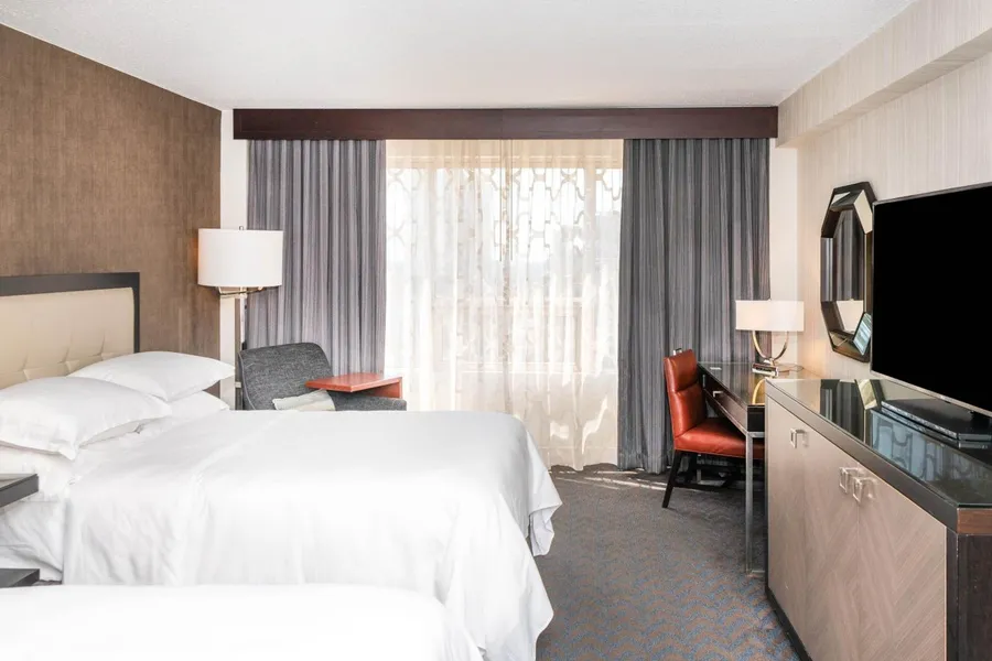 Sheraton Indianapolis City Centre Hotel hotel detail image 6